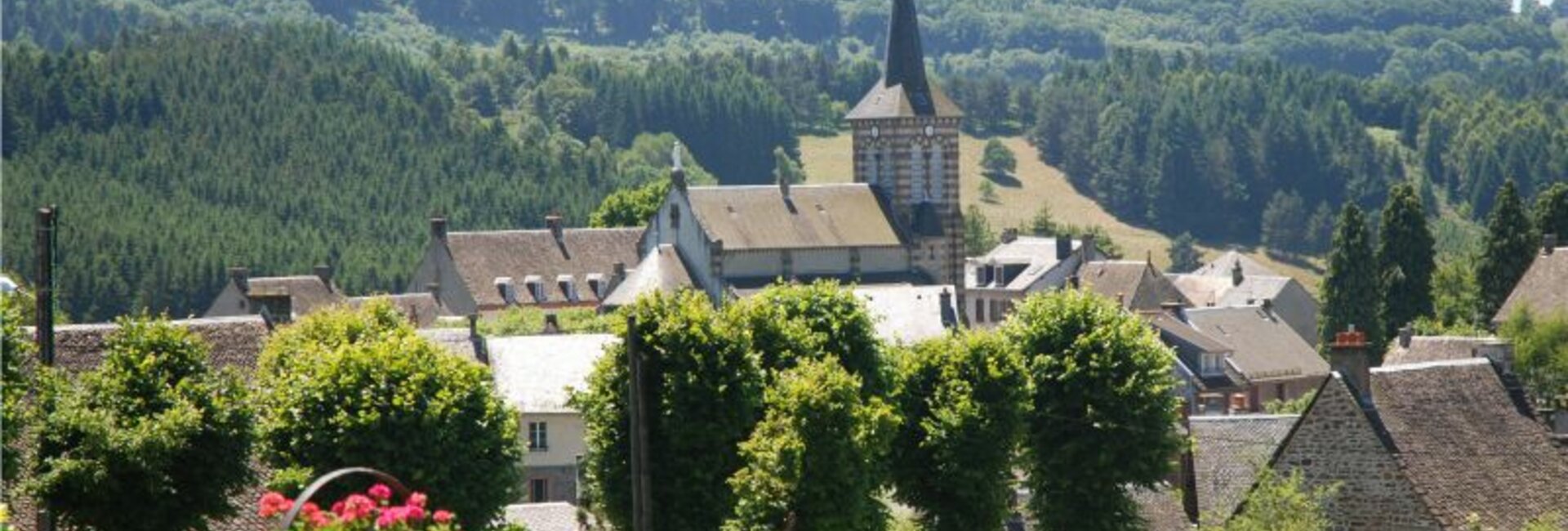 La vie associative de la commune de Saint-Sauves d'Auvergne (63)